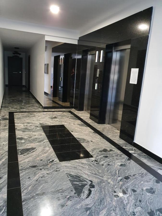 Fendi Apartment Нэводари Экстерьер фото